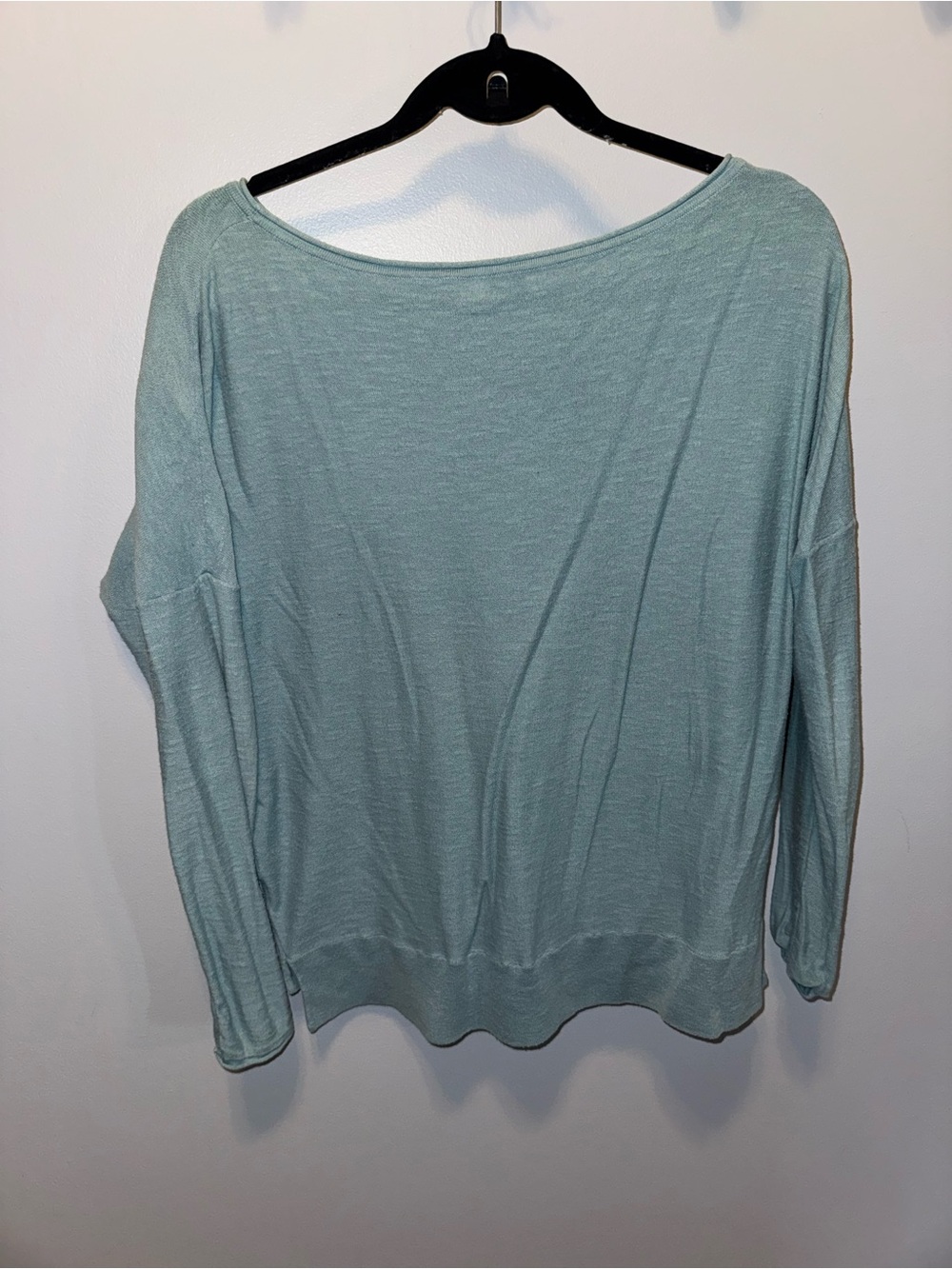 Vince Women’s Sweater - Picture 4 of 4